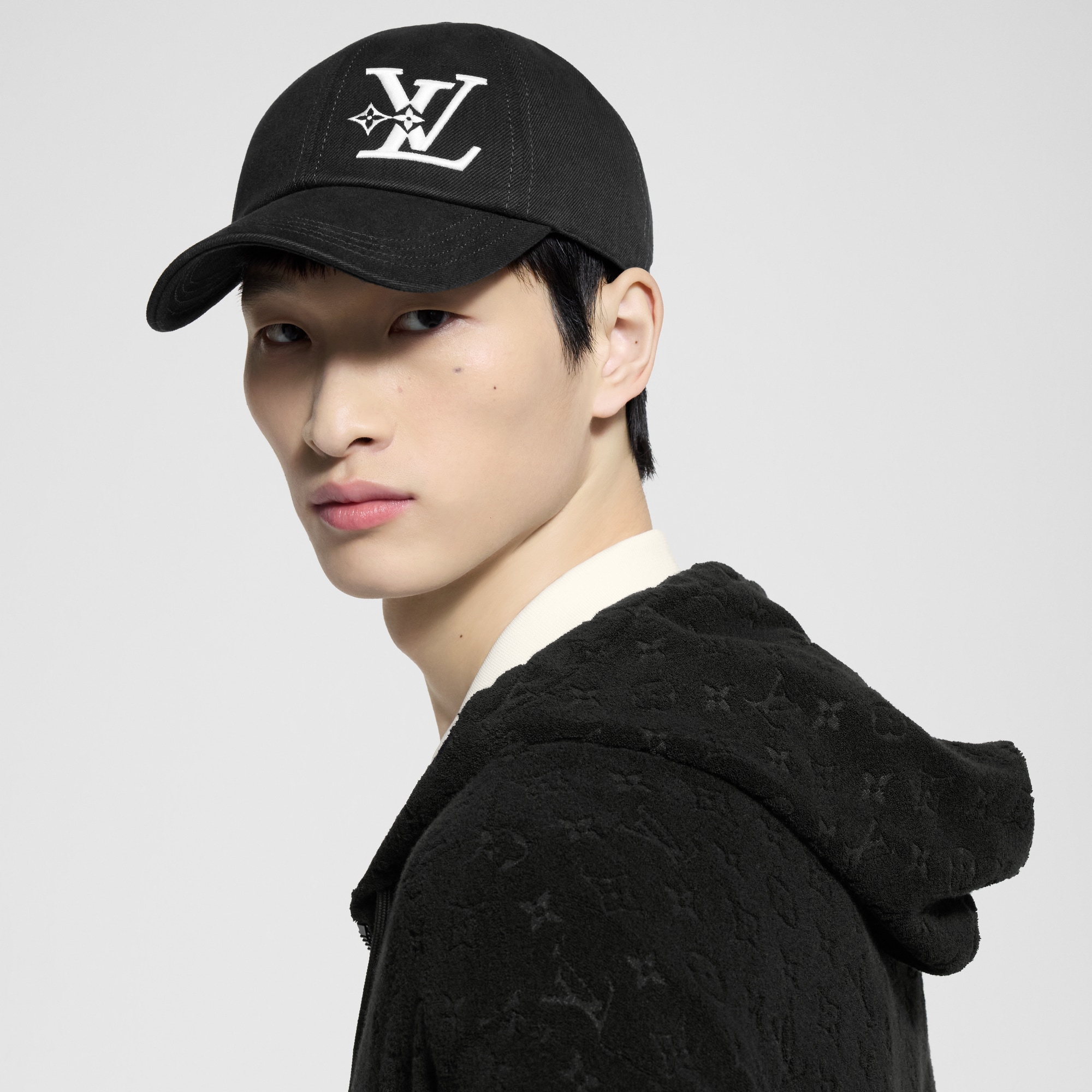 LV Smash Cap - Luxury S00 Black | LOUIS VUITTON